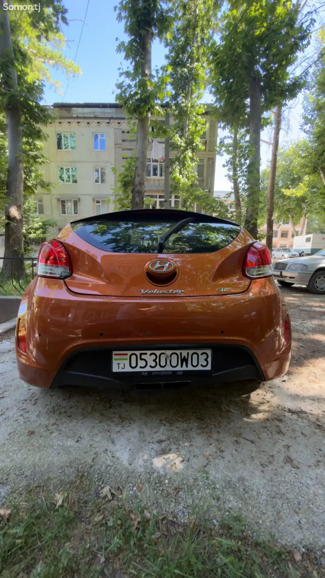 Hyundai Veloster 2012 · 1.5 AT