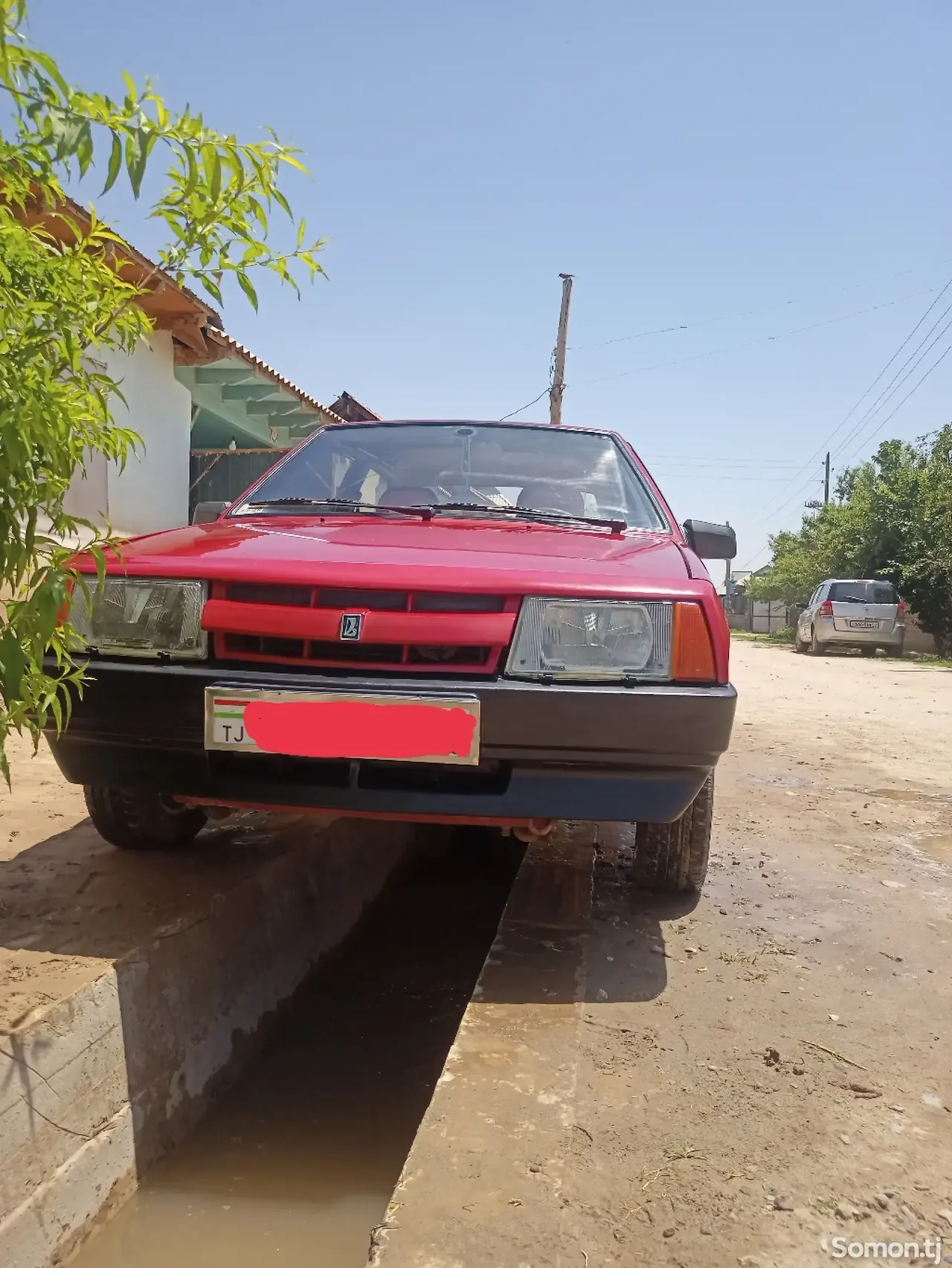 Lada (ВАЗ) 2108 1989 · 1.3 MT