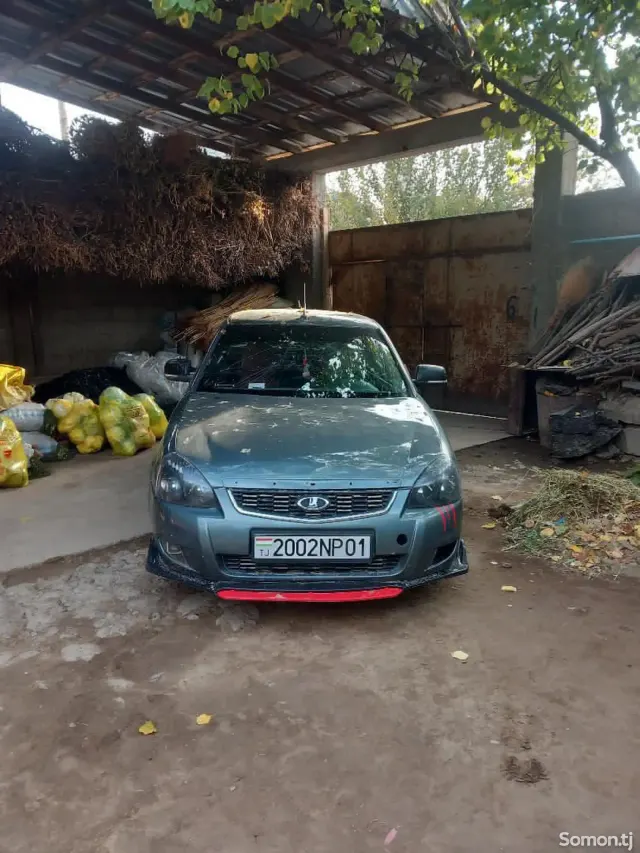 Lada (ВАЗ) Priora 2012 · 1.6 MT