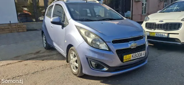 Chevrolet Spark 2014 · 1.1 AT