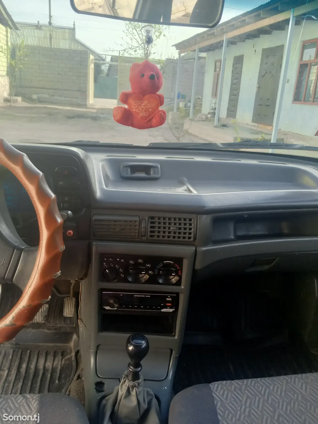 Daewoo Nexia 1994 · 1.6 MT