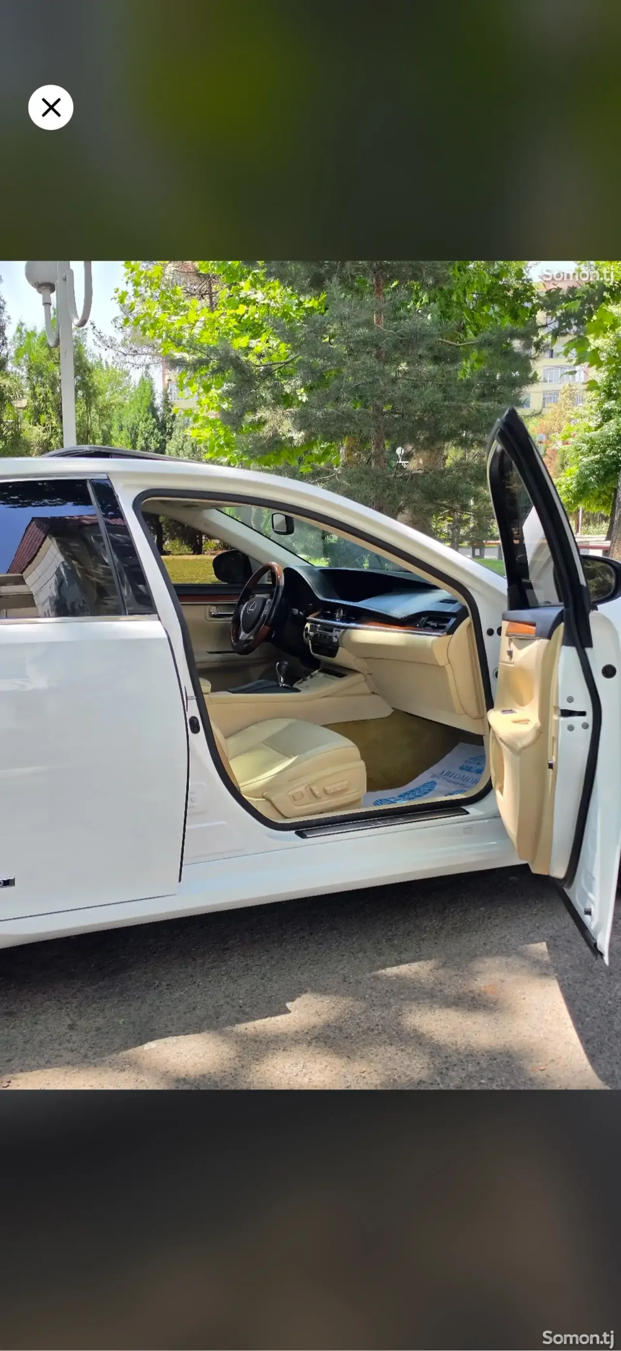 Lexus ES series 2014 · 3.0 AT