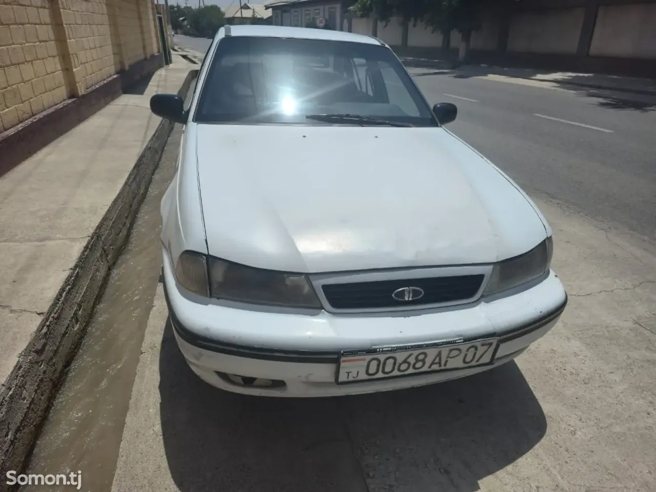Daewoo Nexia 1994 · 1.5 MT