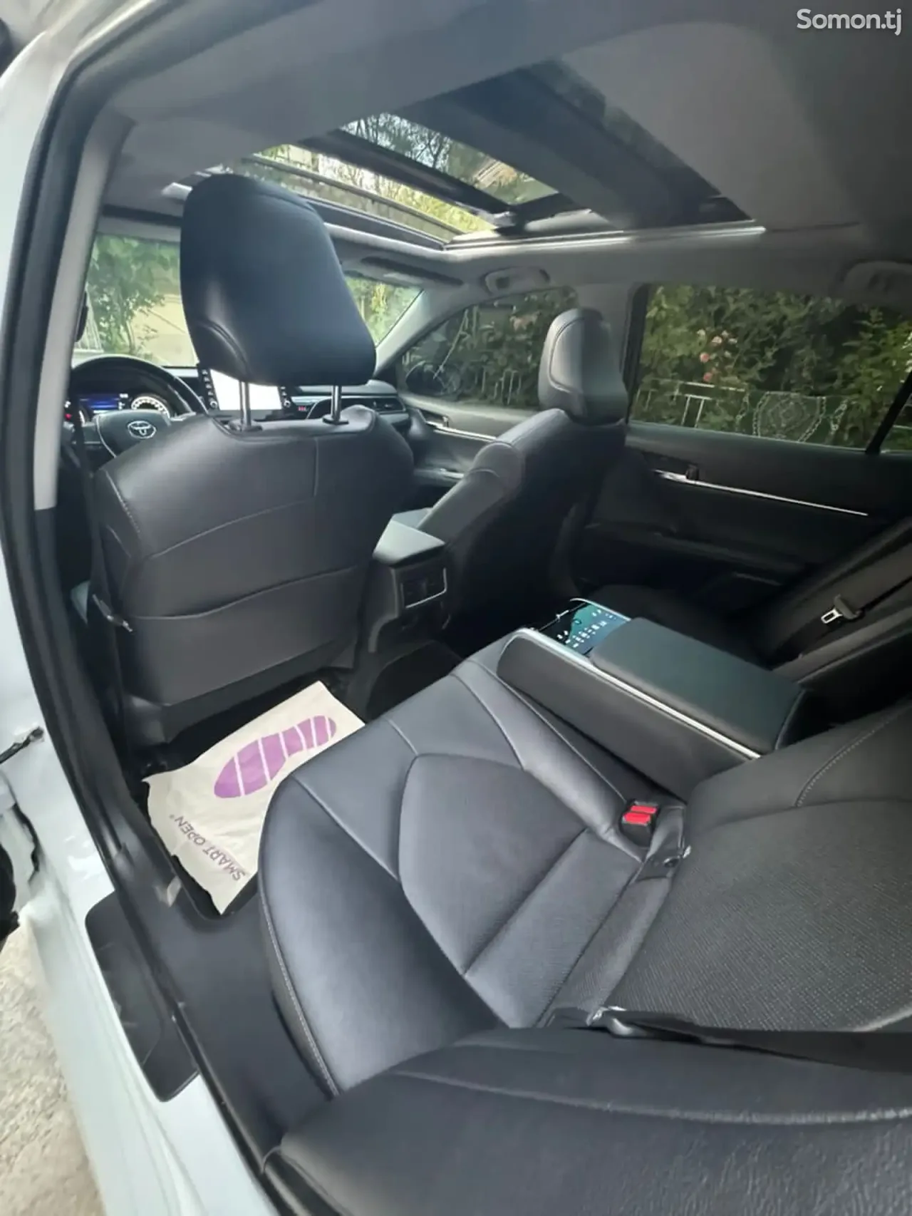 Toyota Camry 2024 · 3.5 AT