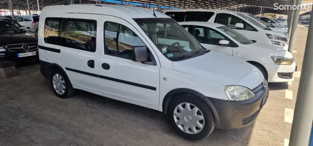Opel Combo 2006 · 1.3 MT