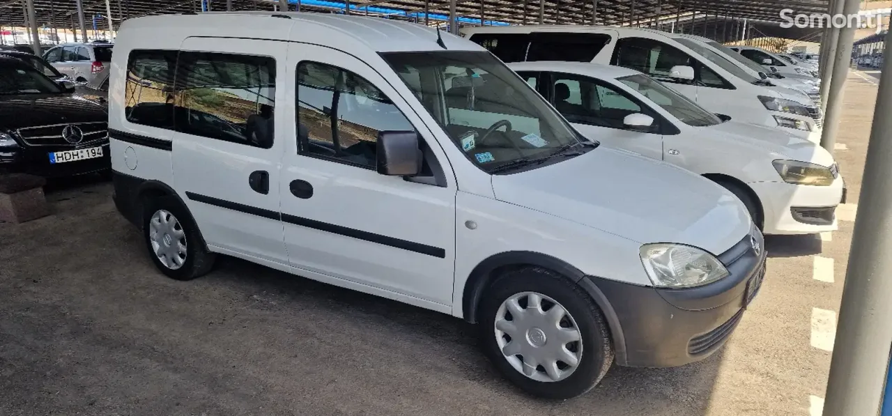 Opel Combo 2006 · 1.3 MT