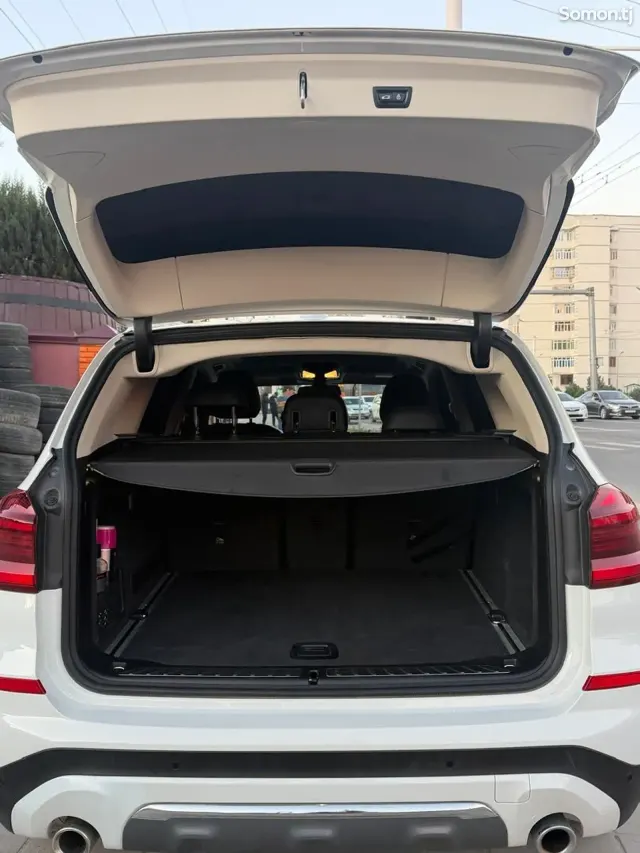 BMW X3 2019 · 2.0 AT