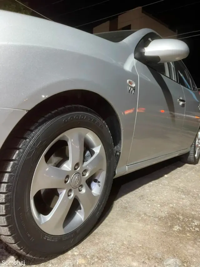 Hyundai Avante 2007 · 1.6 AT