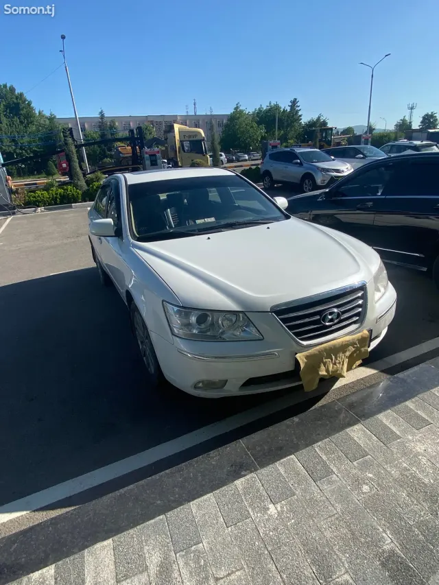 Hyundai Sonata 2008 · 2.4 AT