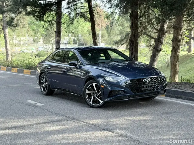 Hyundai Sonata 2021 · 1.6 AT