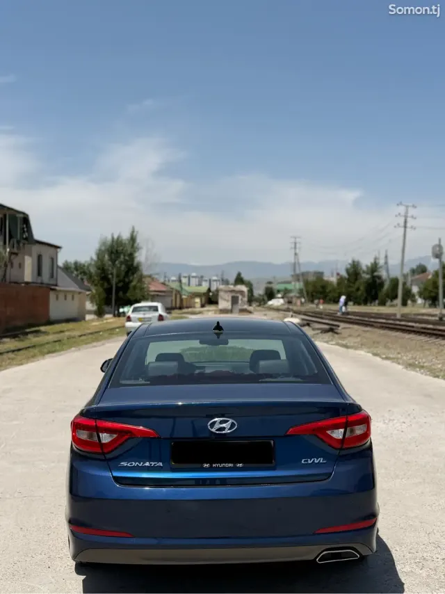 Hyundai Sonata 2016 · 2.0 AT