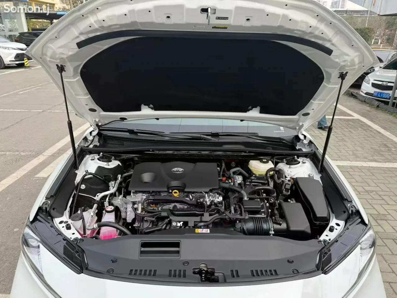 Toyota Camry 2026 · 2.0 AT