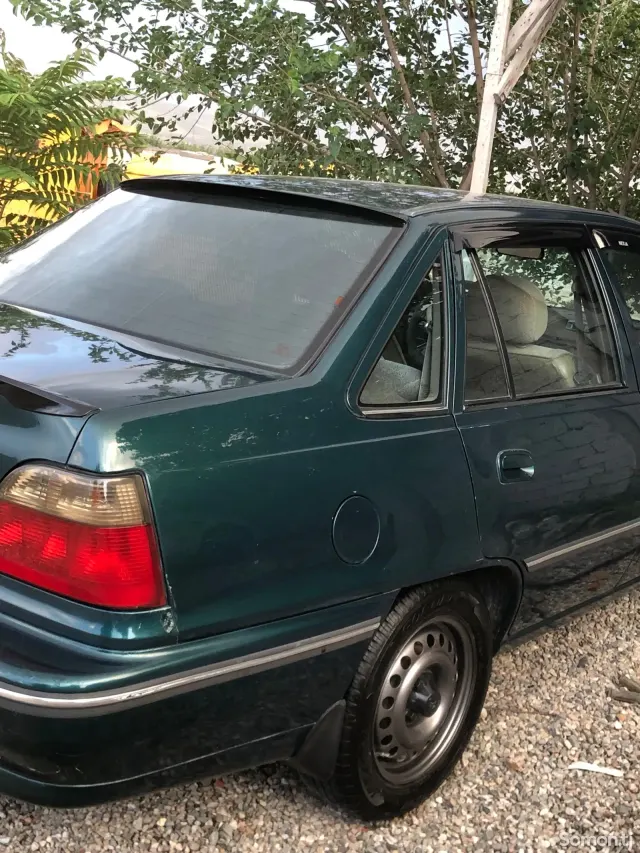 Daewoo Nexia 1996 · 1.6 MT