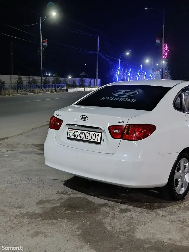Hyundai Avante 2008 · 1.6 AT