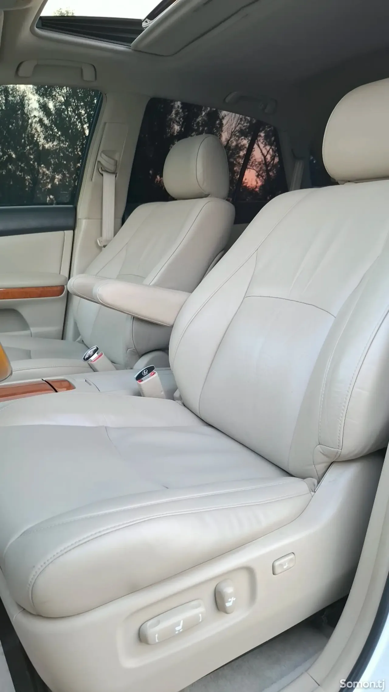 Lexus RX series 2008 · 4.0 AT