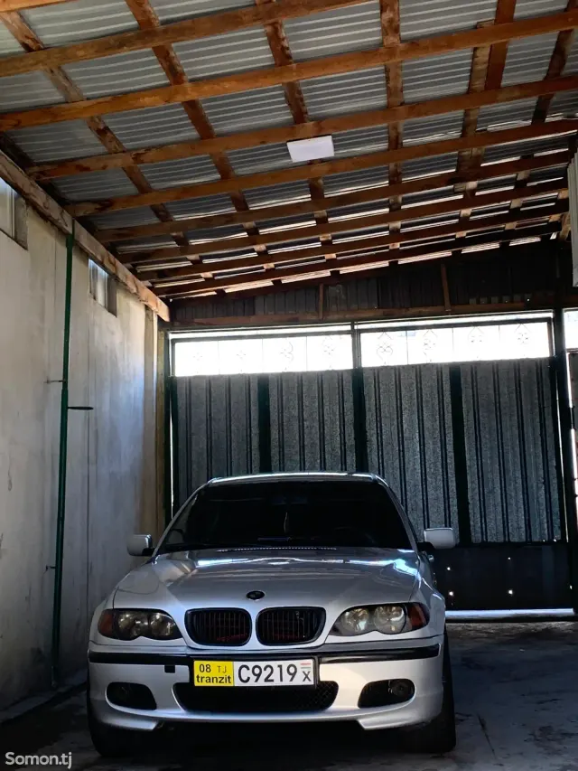 BMW 3 series 2002 · 1.8 MT