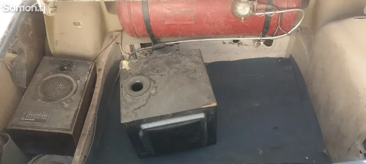 Lada (ВАЗ) 2106 1986 · 0.6 MT