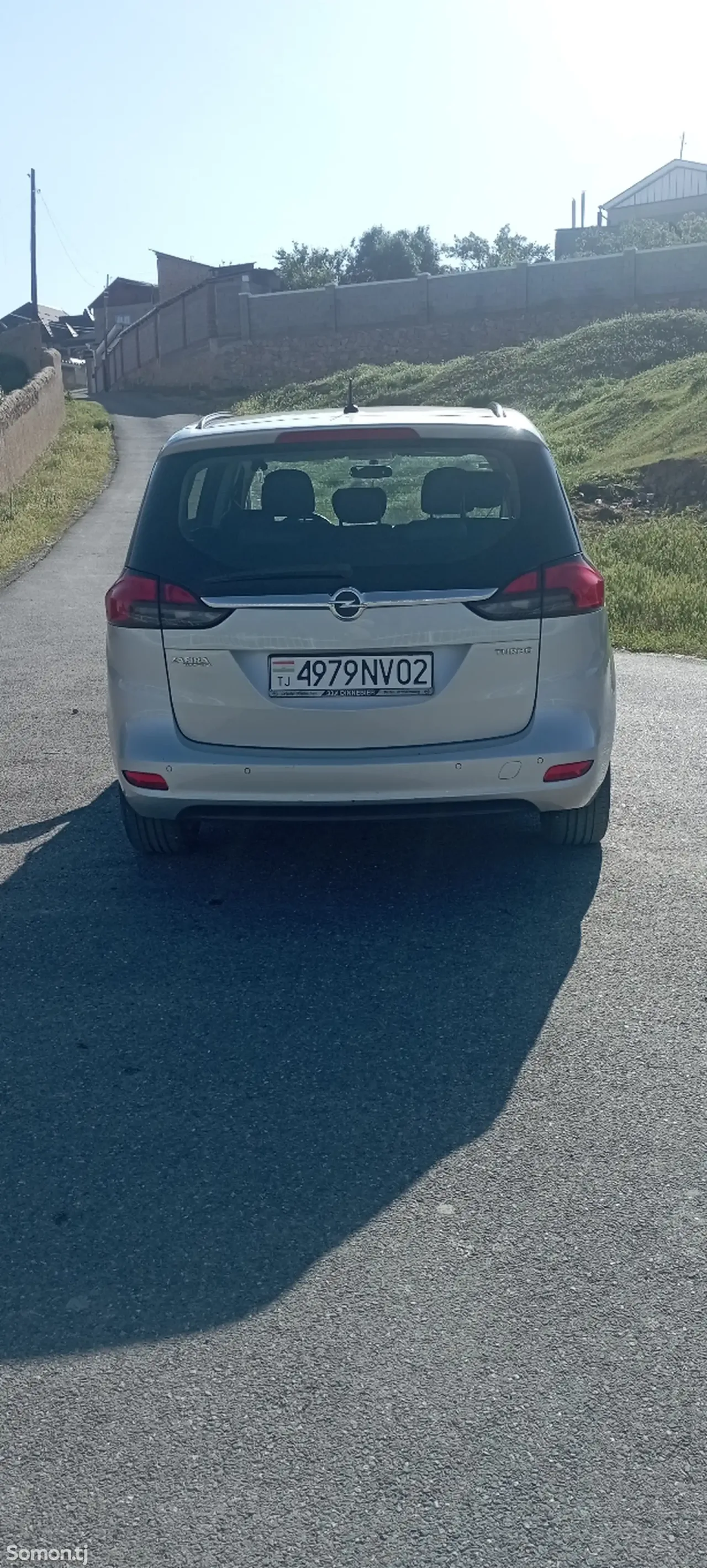 Opel Zafira 2015 · 1.4 AT