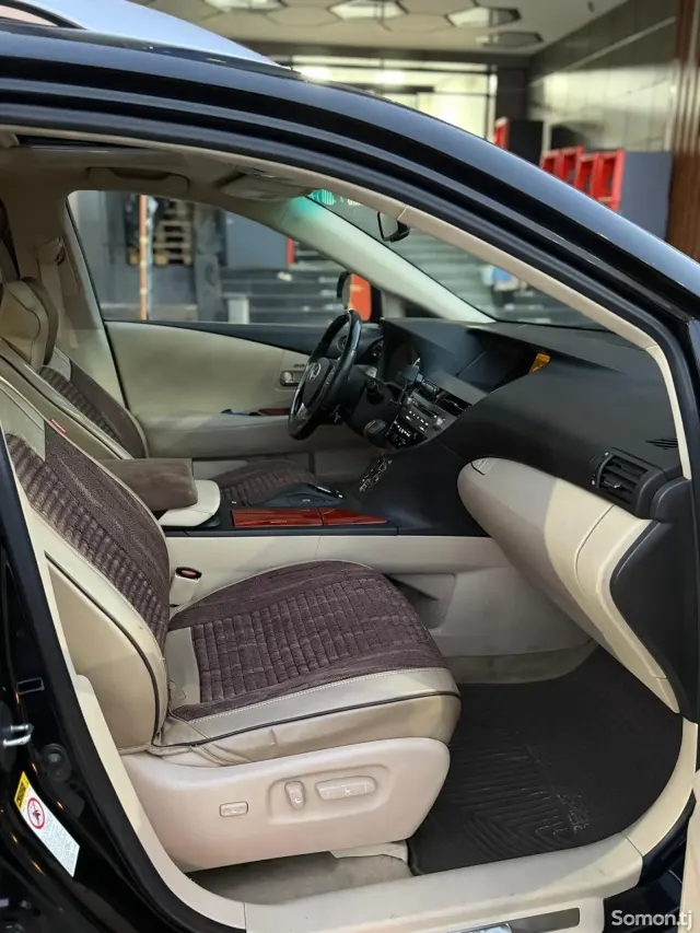 Lexus RX series 2011 · 4.5 AT