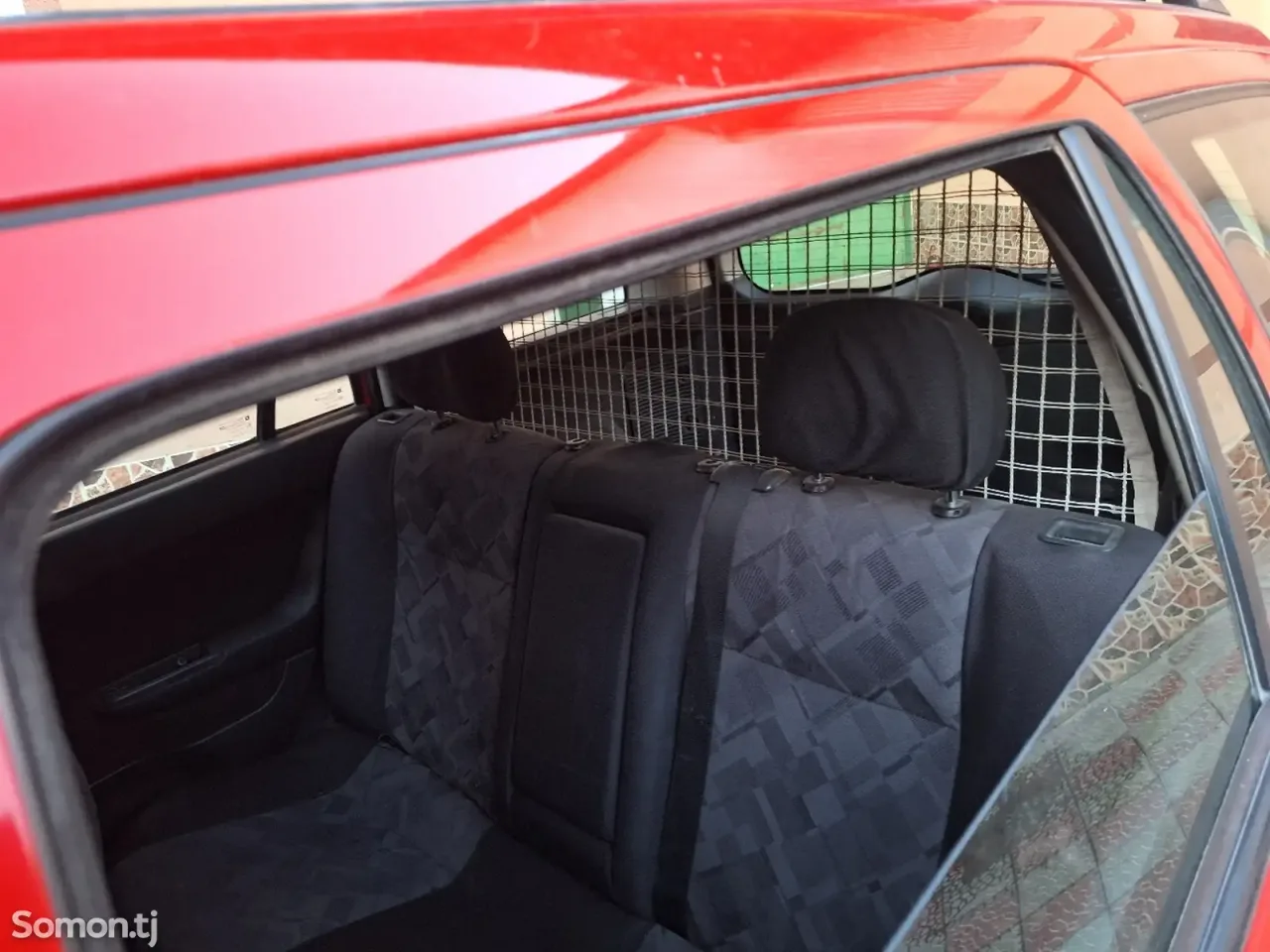 Opel Astra G 1999 · 1.6 MT