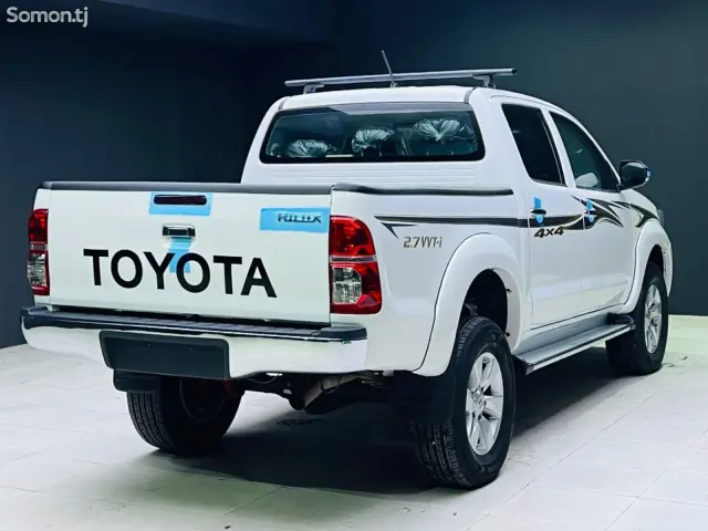 Toyota Hilux 2014 · 2.7 AT