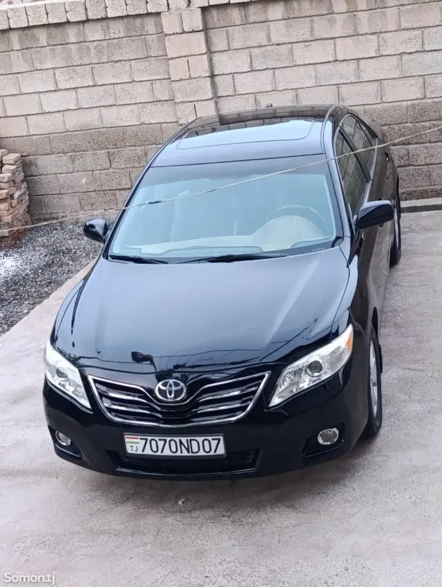 Toyota Camry 2010 · 2.5 AT
