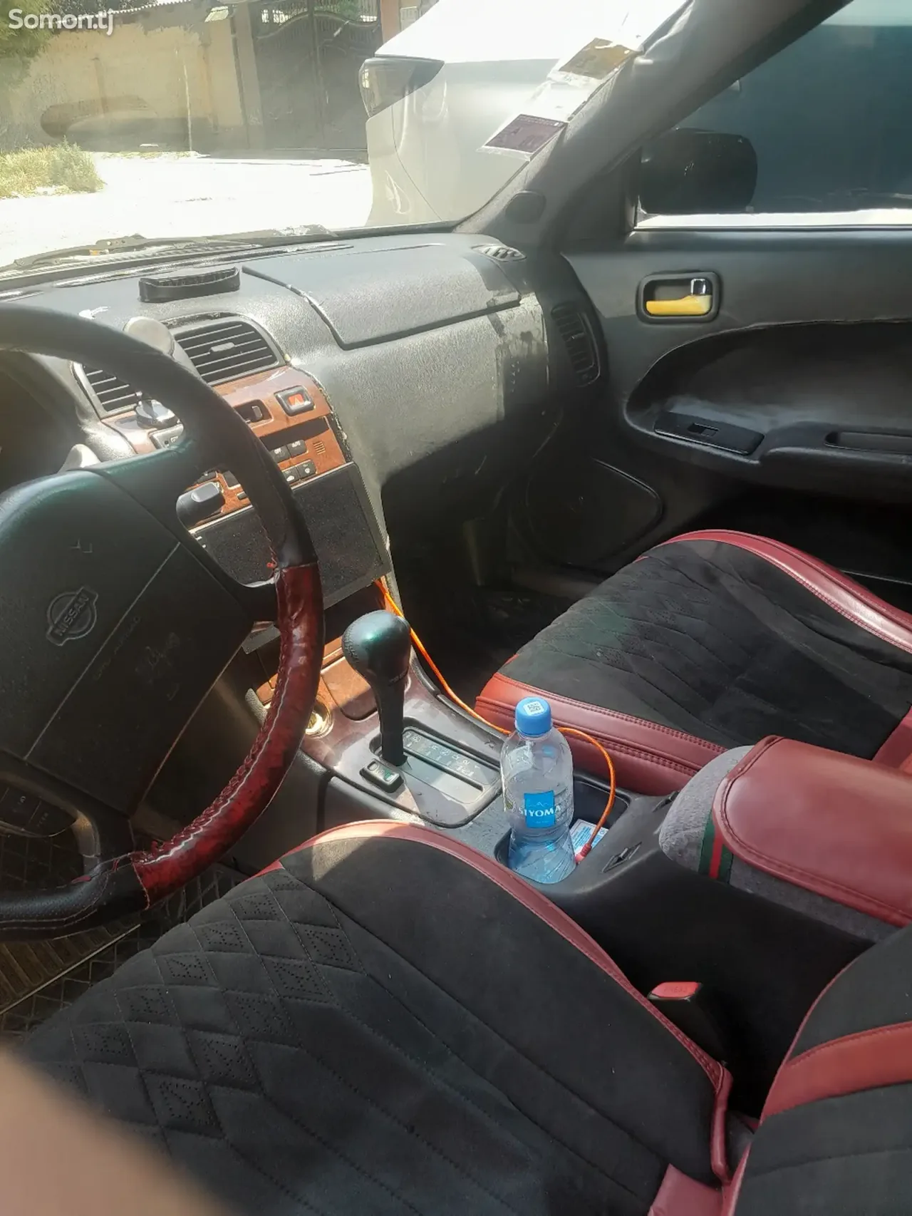 Nissan Cefiro 1996 · 2.2 AT