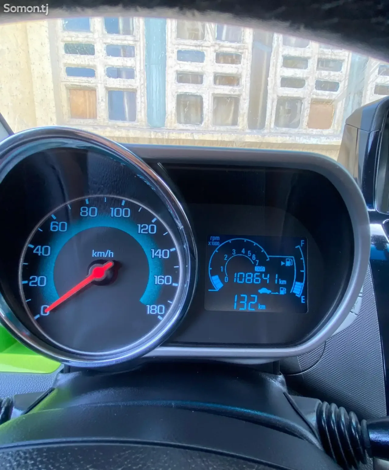 Chevrolet Spark 2014 · 1.1 AT