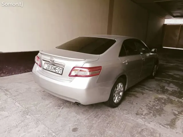 Toyota Camry 2010 · 2.4 AT