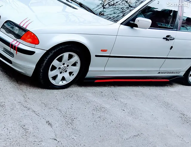 BMW 3 series 1998 · 1.8 MT