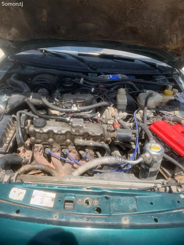 Daewoo Espero 1995 · 1.8 MT