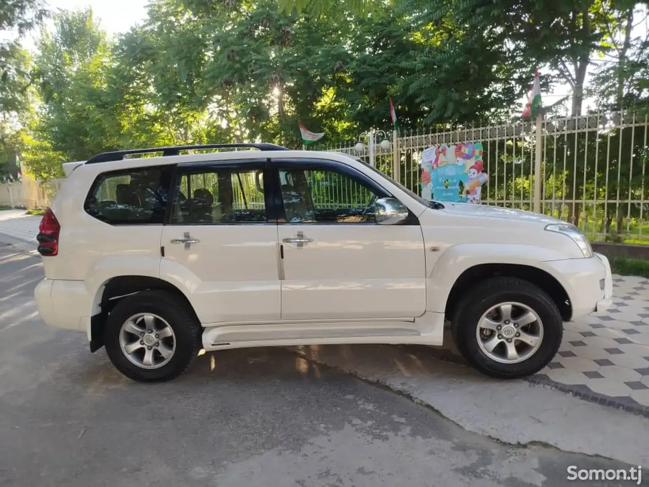Toyota Land Cruiser Prado 2009 · 4.0 AT