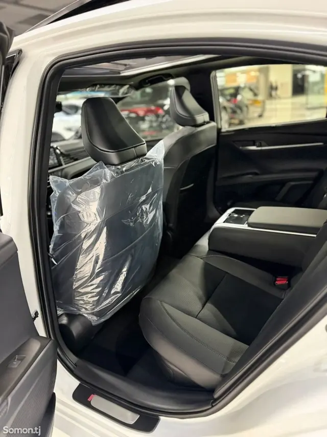 Toyota Camry 2026 · 2.5 AT