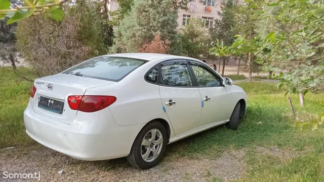 Hyundai Avante 2008 · 1.6 AT