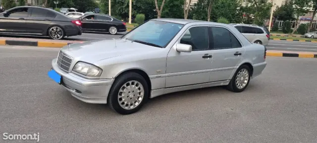 Mercedes-Benz C class 1997 · 1.8 MT