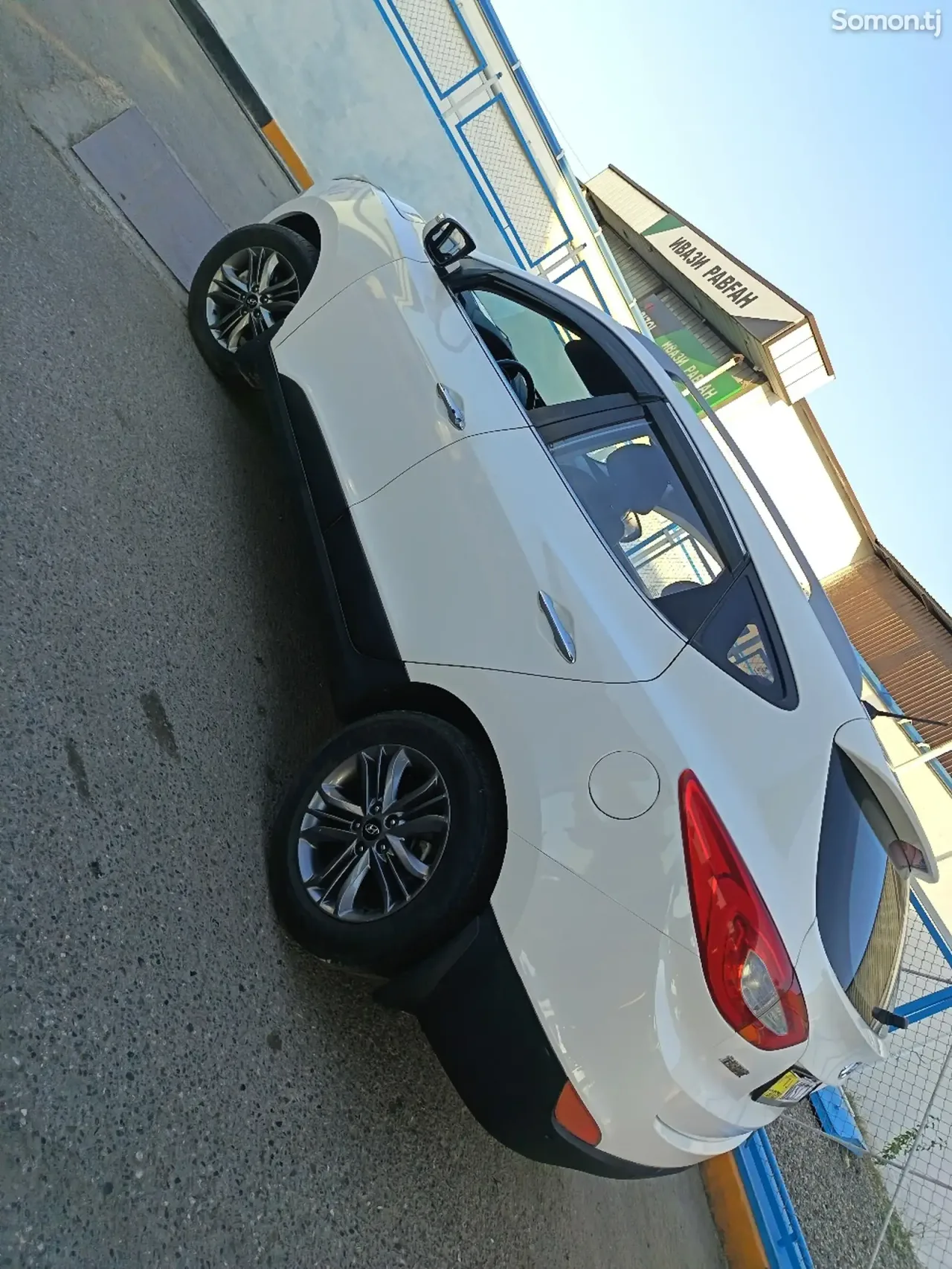 Hyundai Tucson 2015 · 2.0 AT