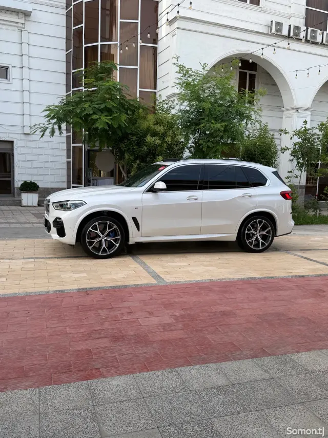 BMW X5 2019 · 3.0 AT