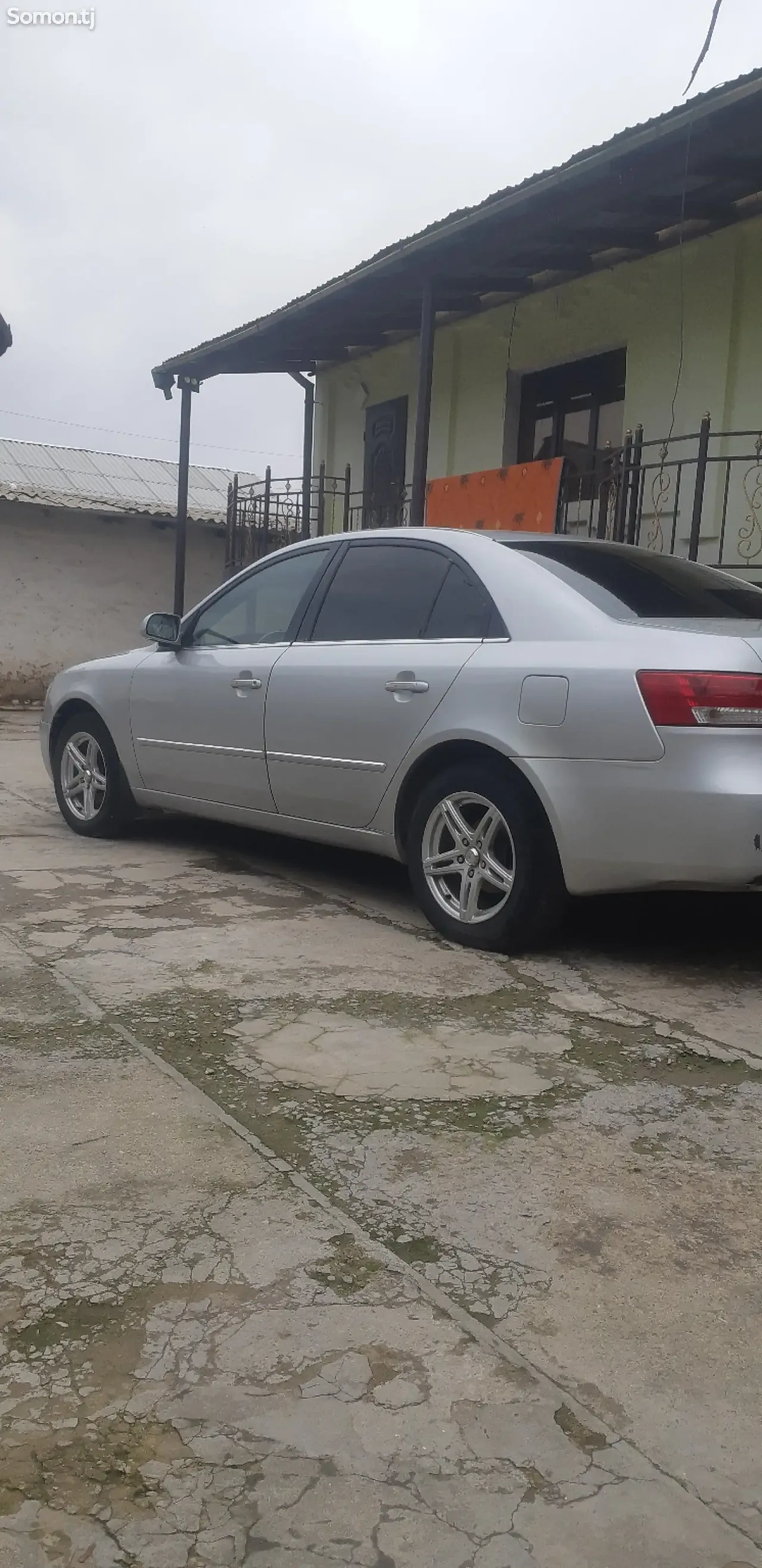 Hyundai Sonata 2007 · 2.0 AT