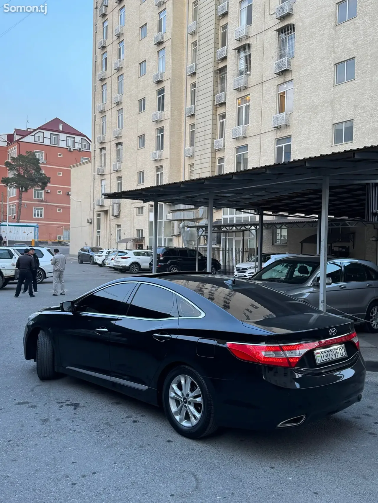 Hyundai Grandeur 2011 · 3.0 AT