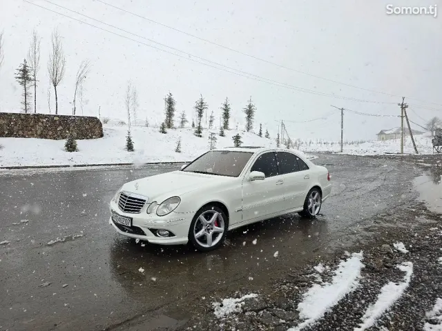 Mercedes-Benz E class 2008 · 5.5 AT
