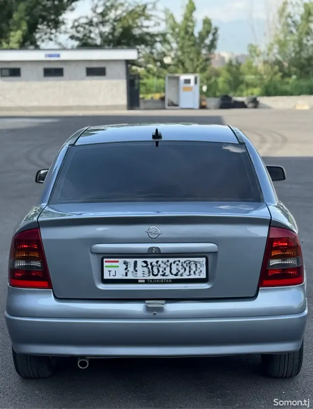 Opel Astra G 2003 · 1.6 AT