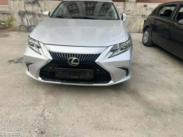 Lexus ES series 2014 · 3.5 AT