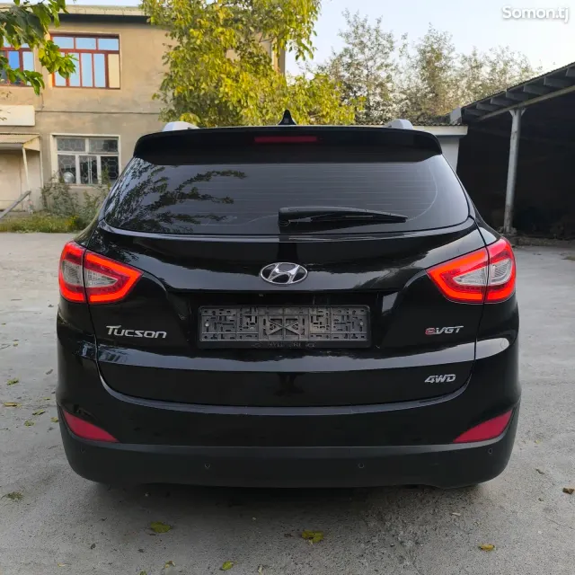 Hyundai Tucson 2014 · 2.0 AT