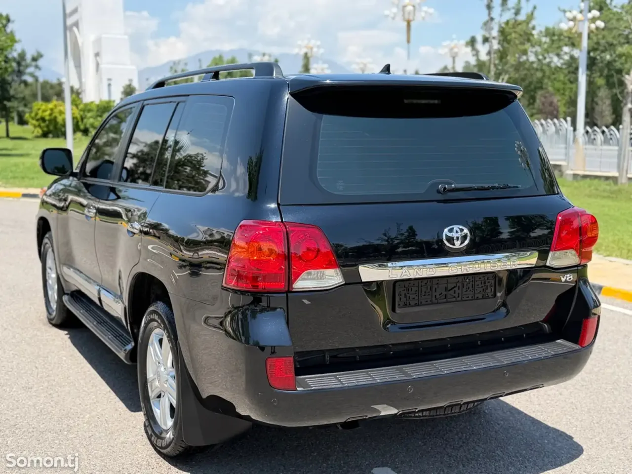 Toyota Land Cruiser 2015 · 4.7 AT