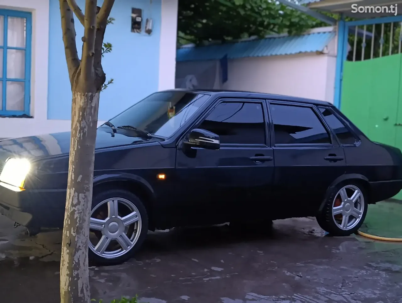 Lada (ВАЗ) 21099 2004 · 1.6 MT