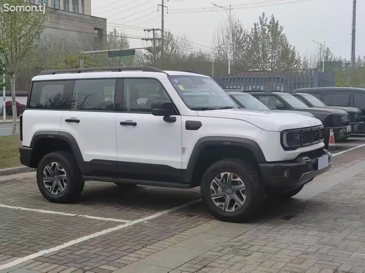 BAIC BJ40 2025 · AT