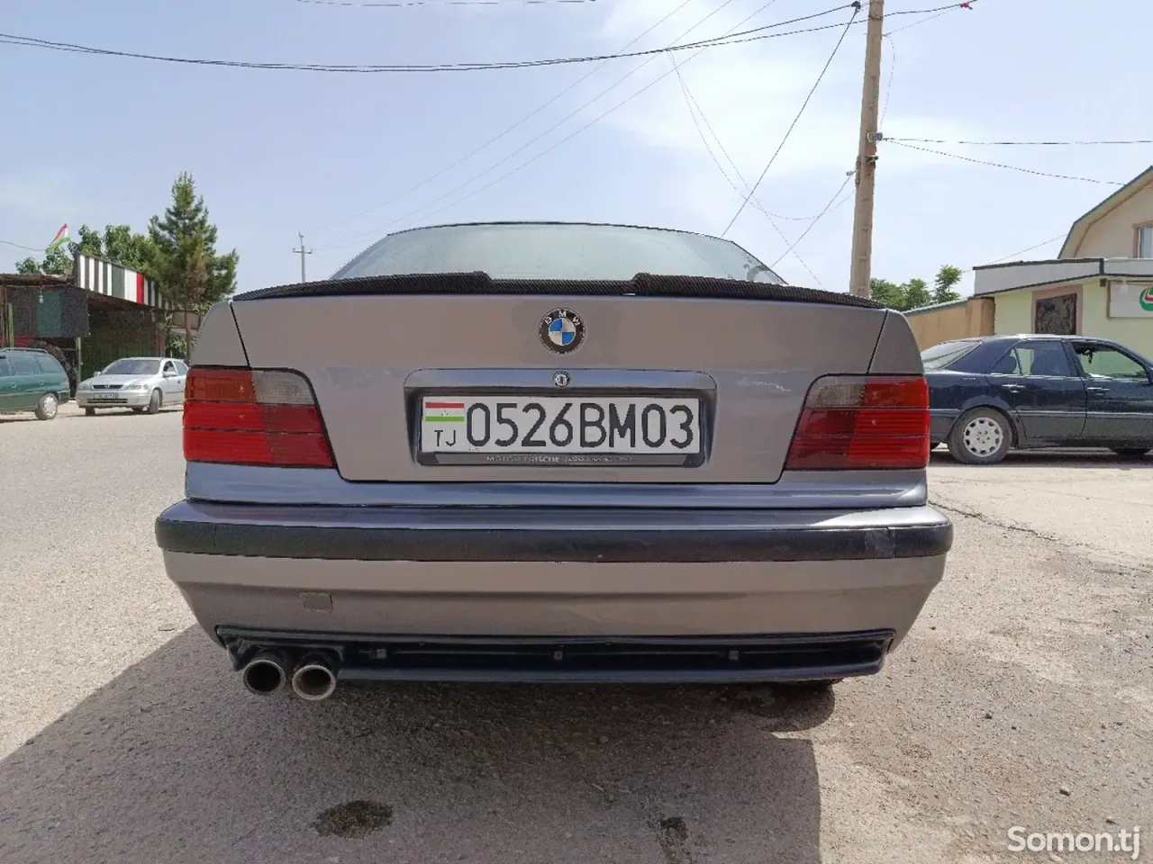 BMW 3 series 1993 · 1.8 MT