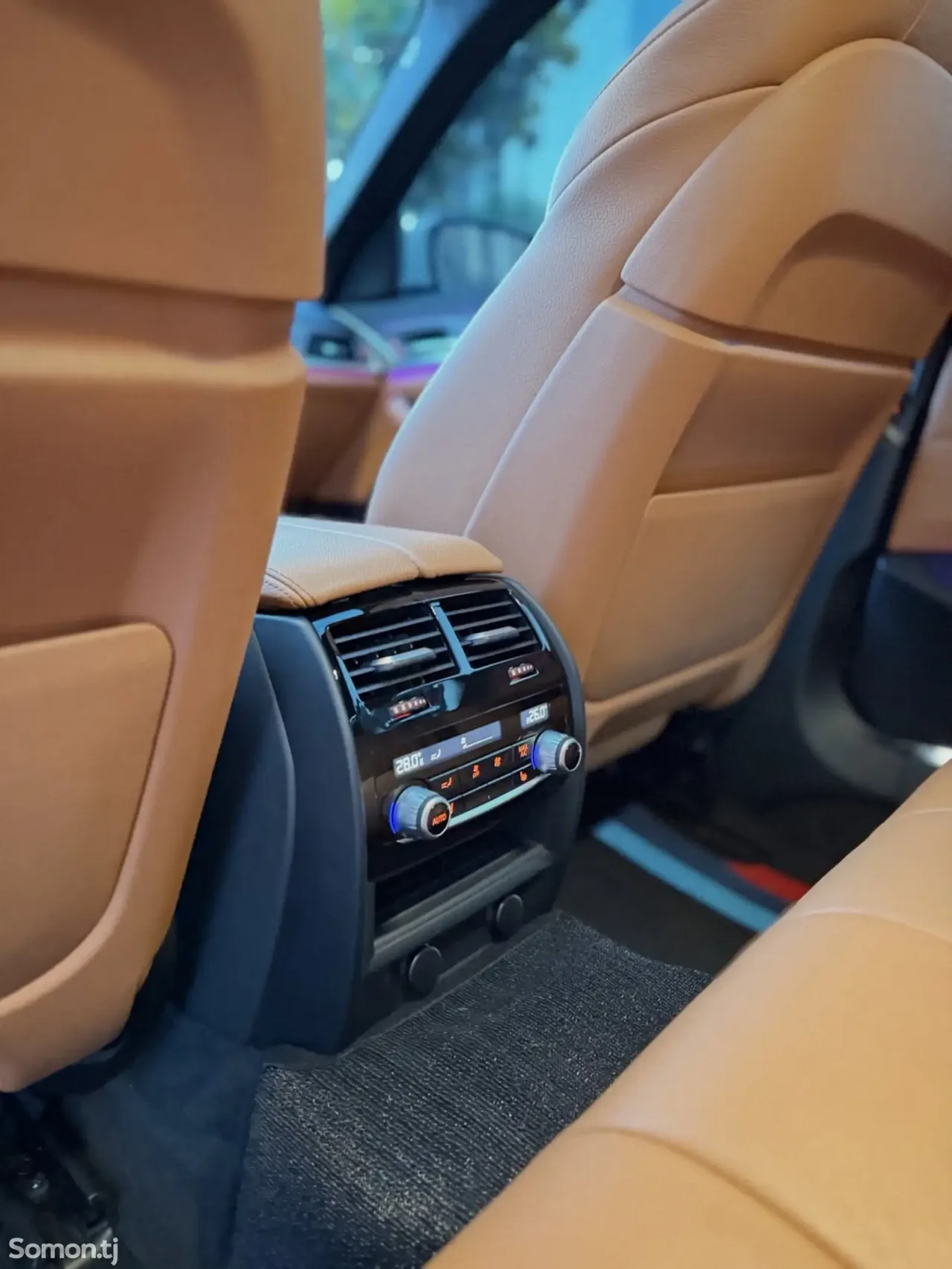 BMW 5 series 2018 · 2.0 AT