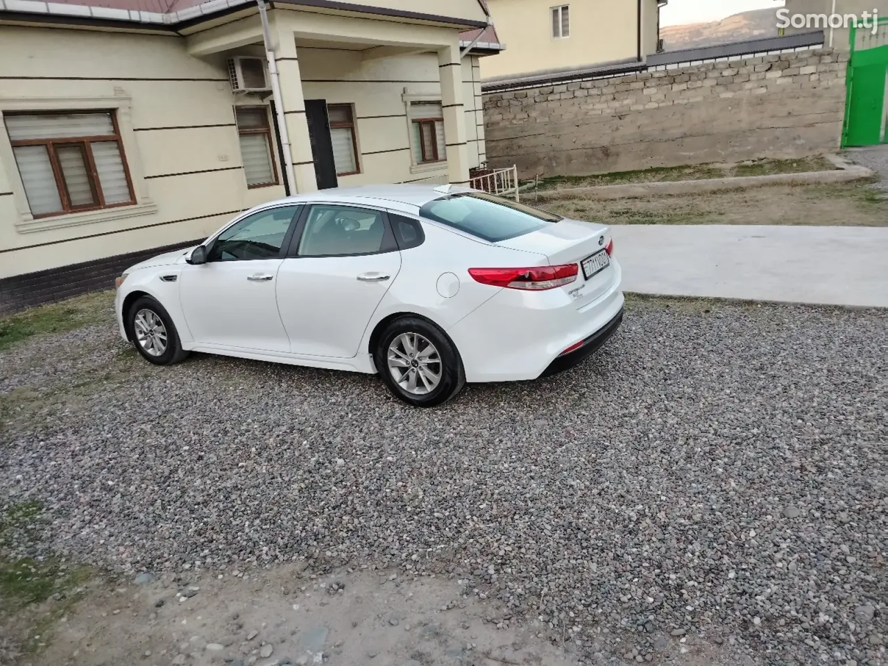 Kia Optima 2016 · 2.4 AT