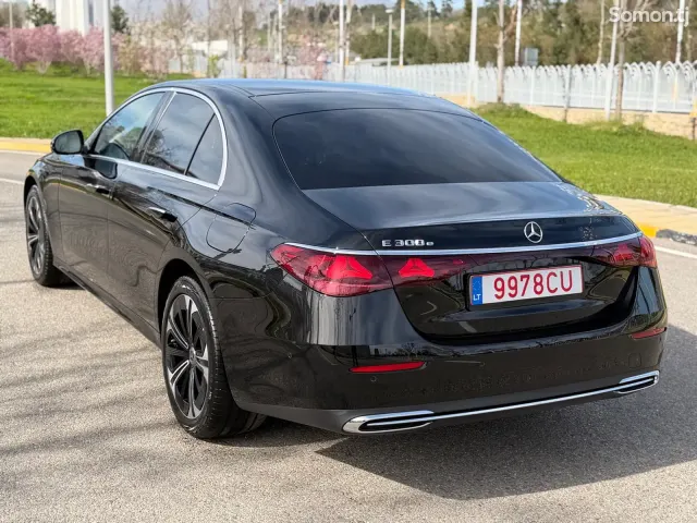 Mercedes-Benz E class 2025 · 3.0 AT